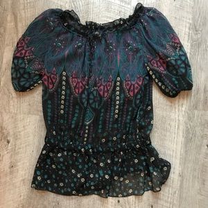 Angie blouse size smal